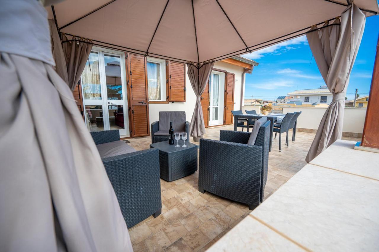 Villa Tonnara Vista Mare - Siciliavacanza アヴォラ エクステリア 写真