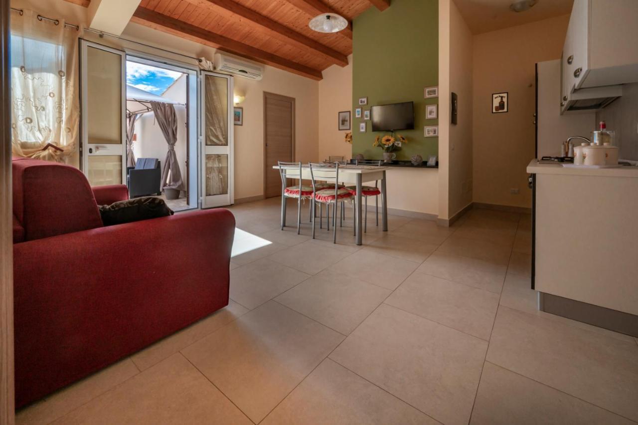 Villa Tonnara Vista Mare - Siciliavacanza アヴォラ エクステリア 写真
