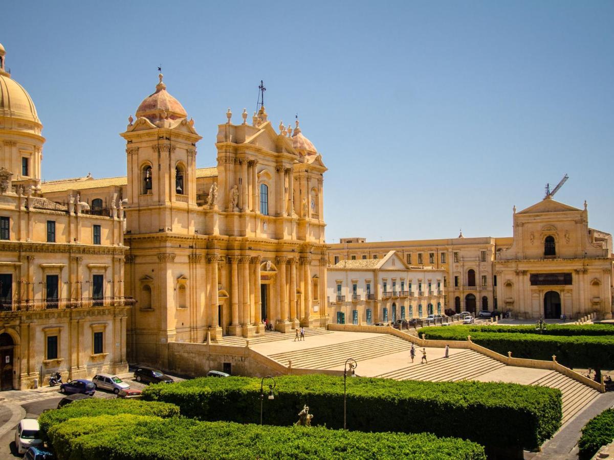Villa Tonnara Vista Mare - Siciliavacanza アヴォラ エクステリア 写真